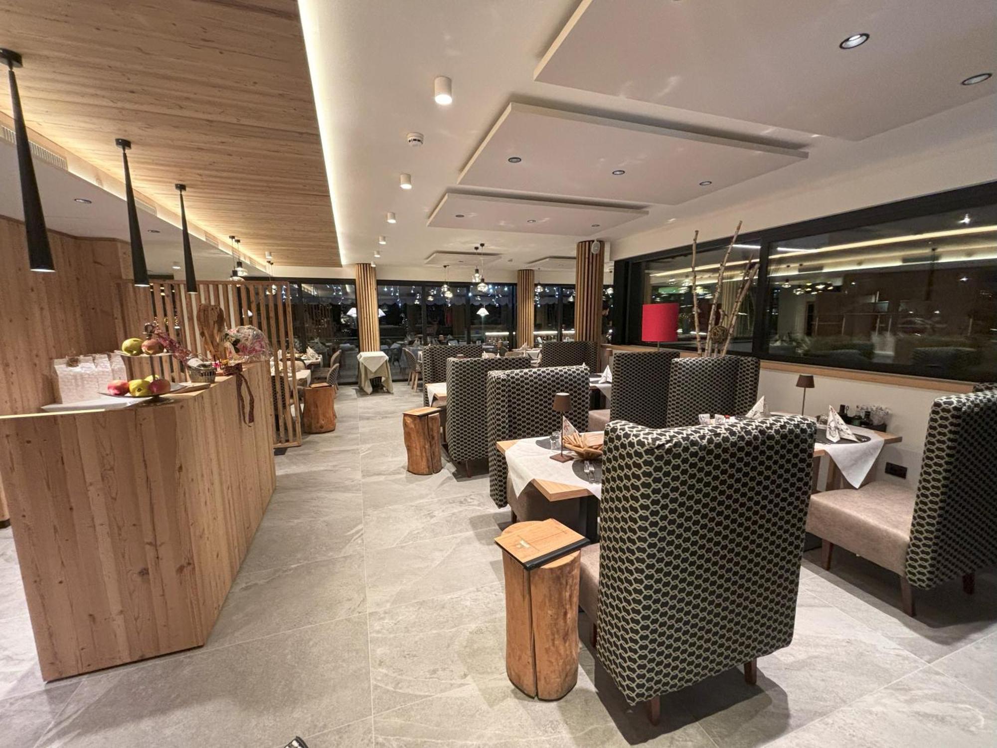 Alexander Hotel Alpine Wellness Dolomites Molveno Kültér fotó